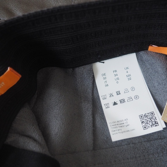 Authentic Pre-Owned Hugo Boss Metallic Leggings + Grey Flare Neck Top - Picture 3 of 6